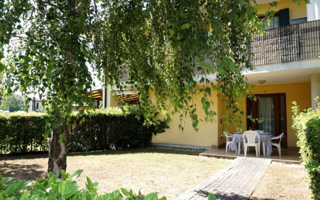 Nice villa in Caorle with shared pool