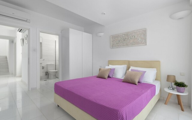 Maria & Nada Beachfront Villas