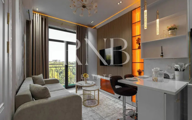 Kamolon 113 by RNB estate
