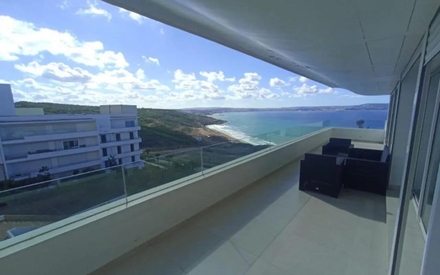 Intimate Apartment with a beautiful view