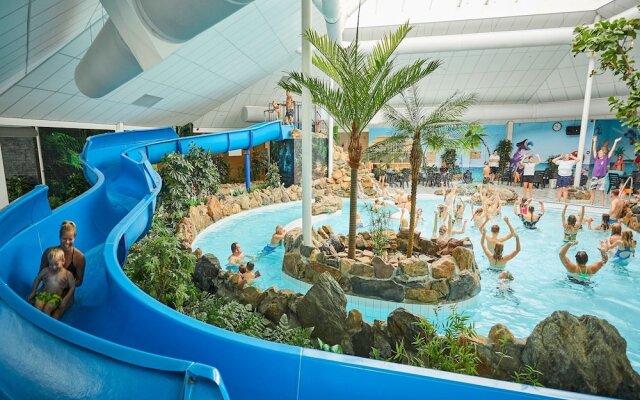 Villa With Sauna & Bubble Bath in Limburg