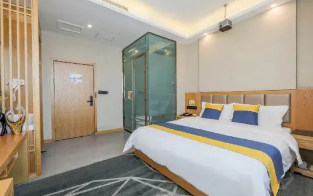 Mehood Ezzi Hotel(Yining)