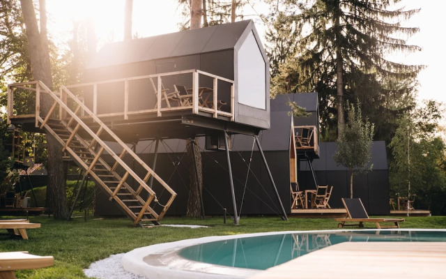 Luxury Glamping Chocolate Village