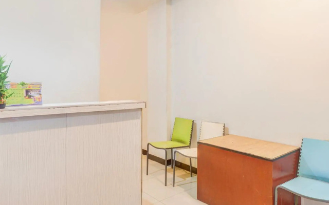 Hotel O Mangga Besar Near Mangga Besar Station Formerly Warna Warni Residence – Lobby – Jakarta