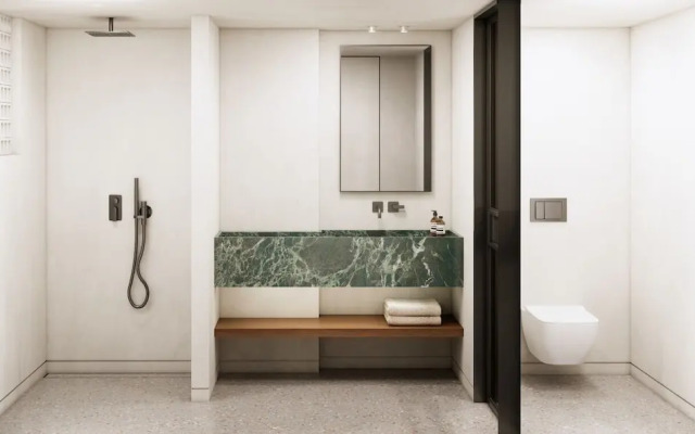 Tinos Beach Hotel & Suites