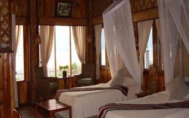 Paradise Inle Resort