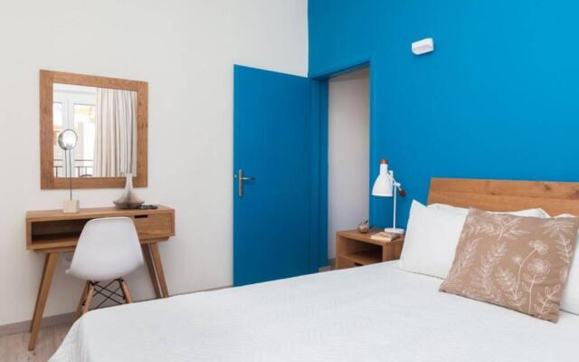 Anemi Blue apt, suitable up to 4, near the beach!