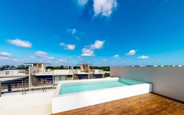 307 Amena Awesome Penthouse w/ Private Pool and Gym