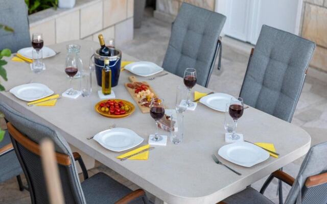Apartment Villa Andro