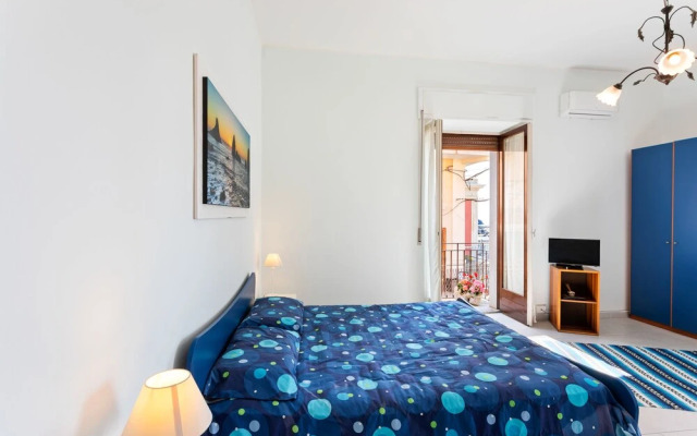 Roomy And Bright Apartment With Balconies X6