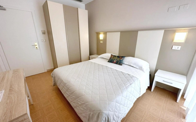 Aura Living Hotel