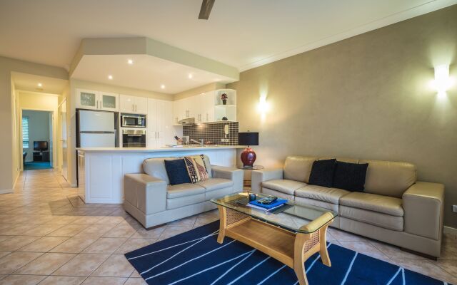 Currumbin Sands Holiday Apartments