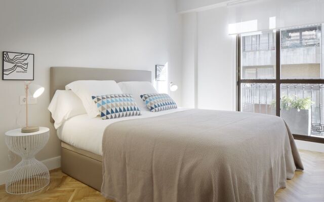 Zurriola Jazz Apartment by FeelFree Rentals