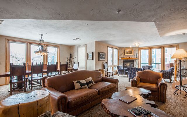 The Caledonian by All Seasons Resort Lodging