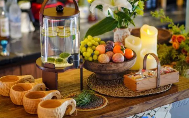 Misty Mountain Villas – Meal – Altay