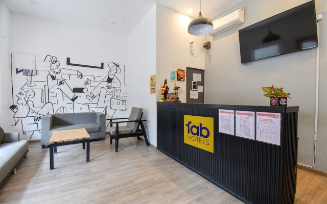 FabHotel Alpha Center