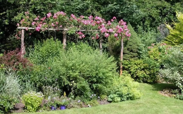 Winterbourne Cottage, Salisbury