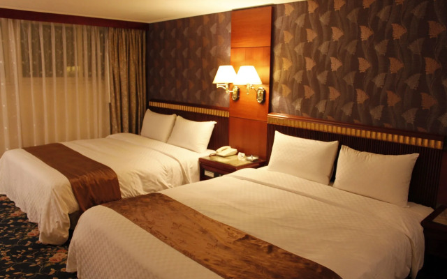 Kiwi Express Hotel Mrt Wen Xin Feng Chia Branch 1