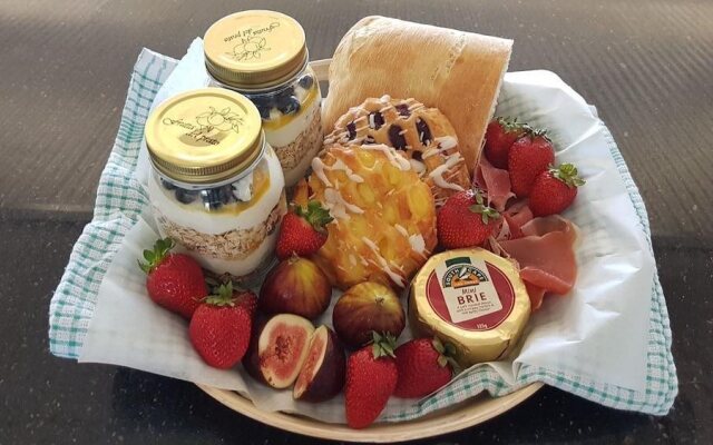 Ketchup's Bank Glamping