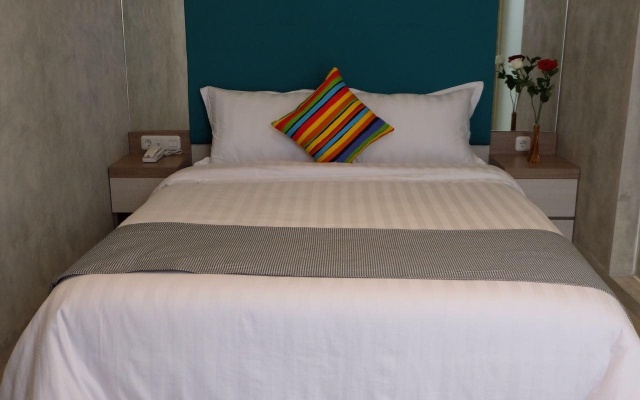 The Batik Bed and Coffee – Guest Rooms – Bandung