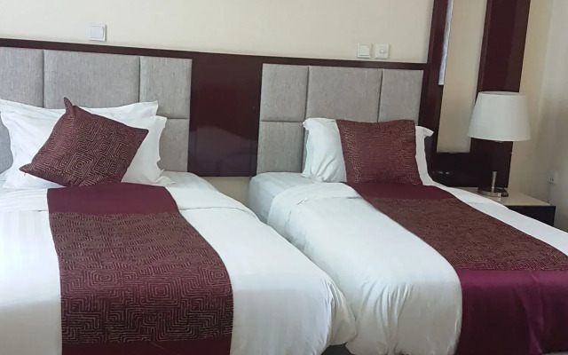 Zmama Hotel