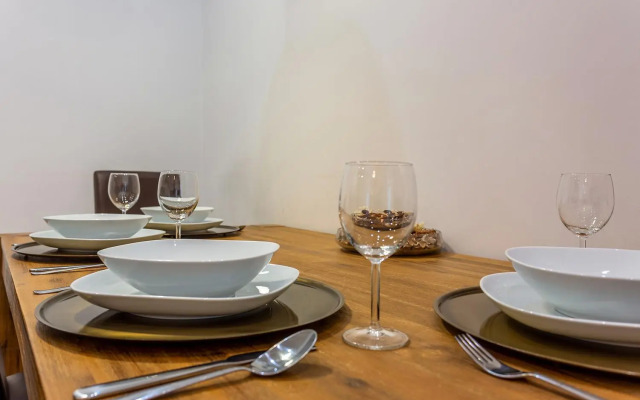 Goldcentral Apartment Dob