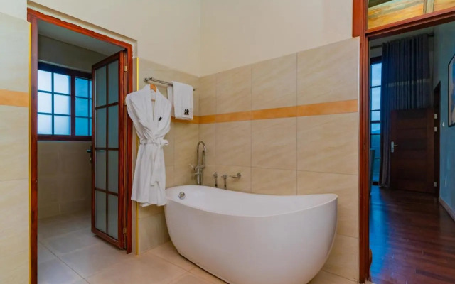 Gorilla Heights Lodge by NEWMARK