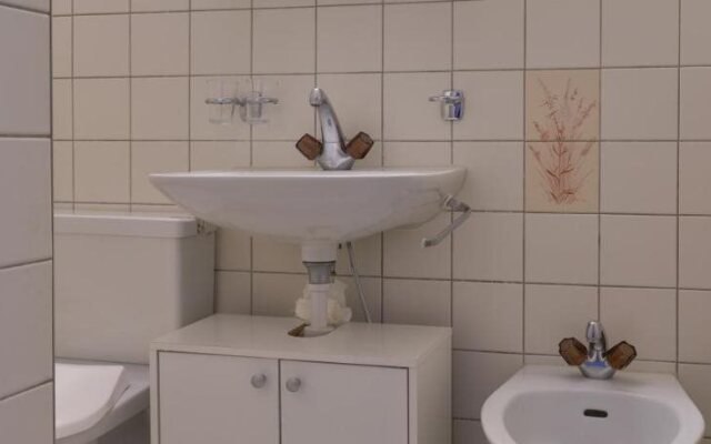 Aparthotel Hine Adon Fribourg City