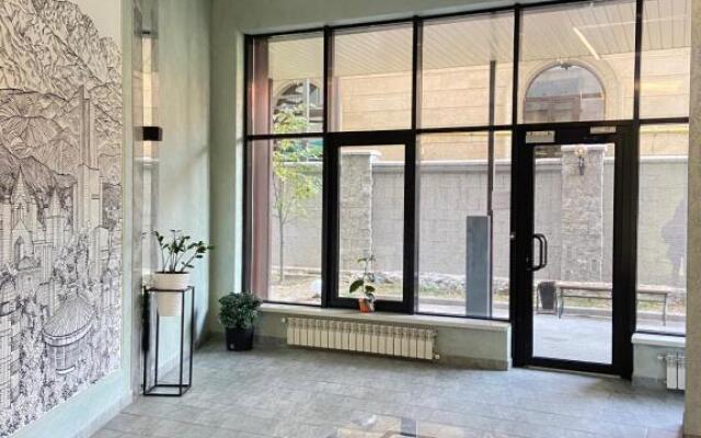 Modern Apartment in 10 min walk from Dostyk street
