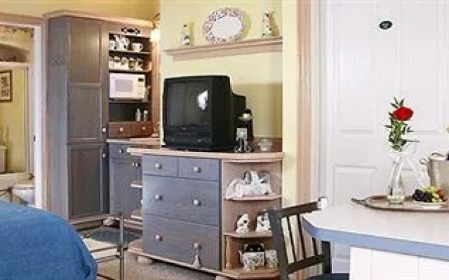 PrairieSide Suites Luxury Bed & Breakfast