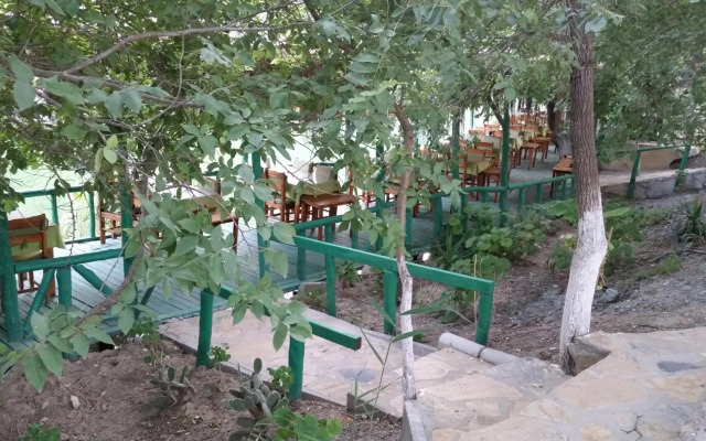 Hotel Riverside