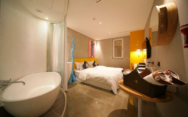 Hotel The Designers Samseong