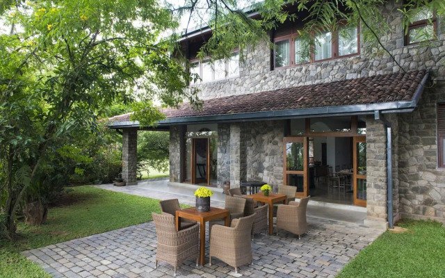 Stone House Suites Kandy