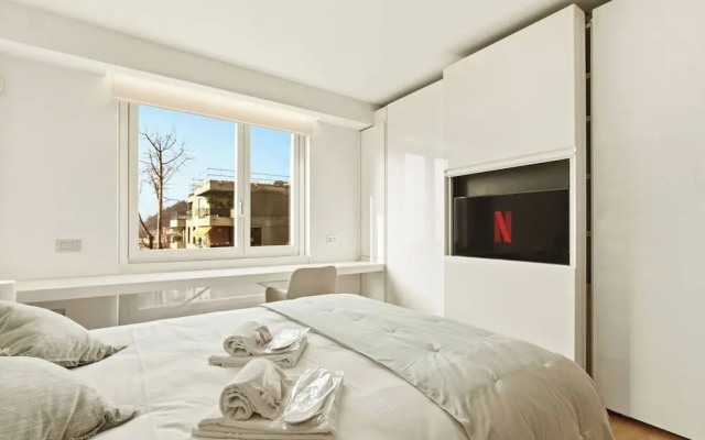 Generoso Luxury Lake View Suite in Lugano