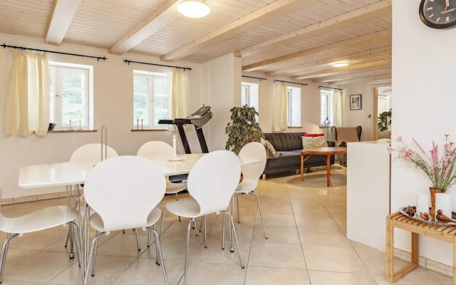 6 Person Holiday Home in Rodby