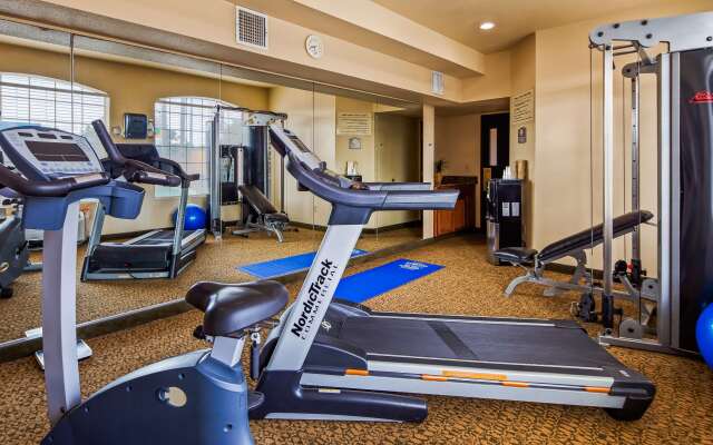 Best Western Windsor Pointe Hotel & Suites-Frost Bank Center