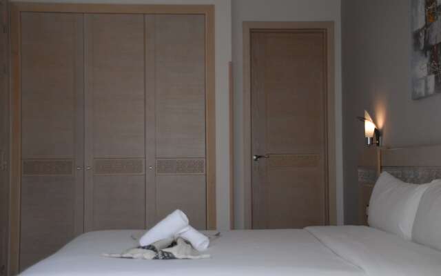 Hotel A44