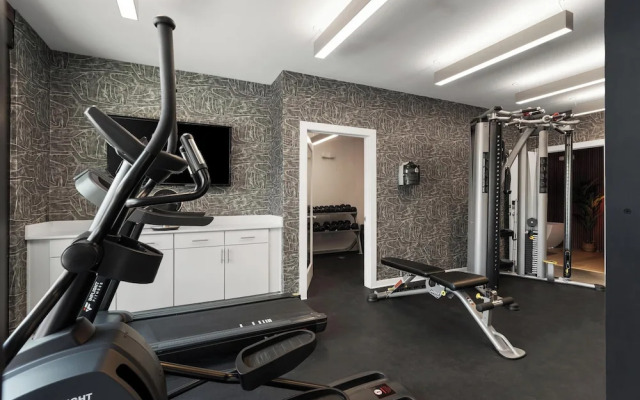 Rare 2BR in Prime Location