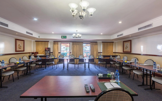 Courtyard Hotel Rosebank