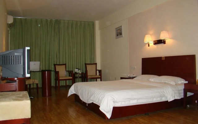 Ruigao Business Hotel