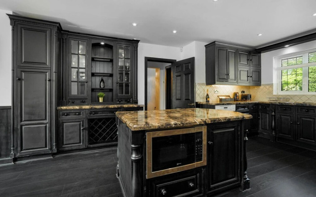 Luxury Designer Mansion in West Midlands Countryside