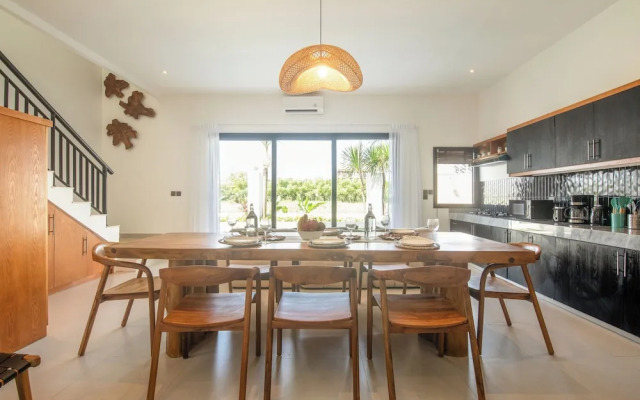 4 Bd Seminyak Amazing Scenery 4 Mins to Beach