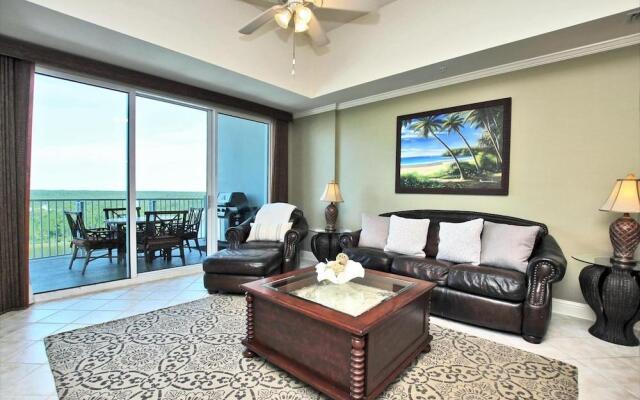 The Wharf 902 by Youngs Suncoast