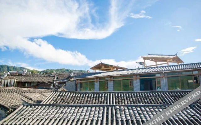 Flora Hotel · Tengchong Burrow Tea Zen hotel (Tengchong Heshun Ancient Town Store)