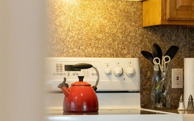 Cozy 2-bedroom in East Palo Alto