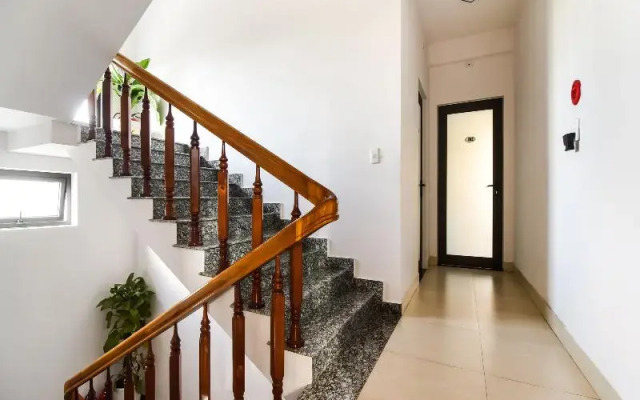 OYO 473 Suburban Villa