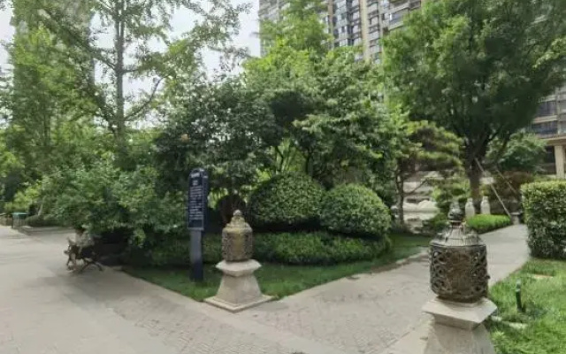 Very Beautiful Xi'An Apartment