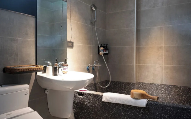 Yunoyado Onsen Hotspring Hotel Deyang