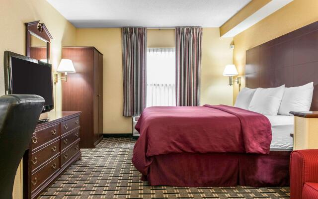 Clarion Inn & Suites Northwest