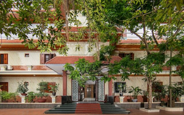 Nam Hai Hotel
